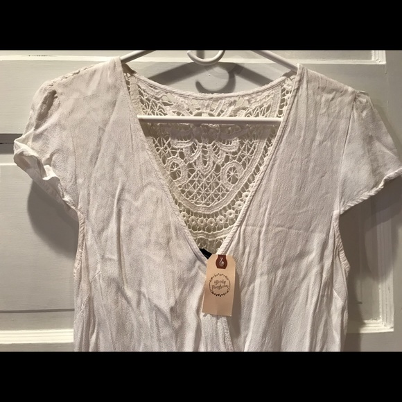 NWT White Crochet Lace Back Romper Size M - Picture 3 of 8